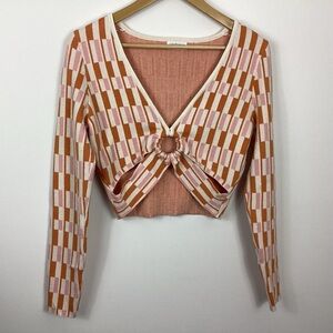 Vestique Crop Cutout Sweater Size Medium